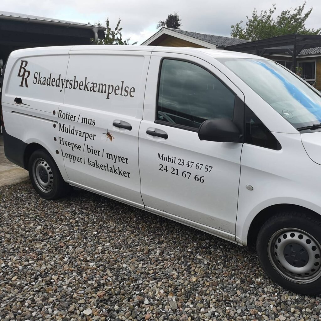 skal vi hjælpe dig - BR-Skadedyrsbekæmpelse - 299746305 567485731739058 6874310837103091870 n - Hjem